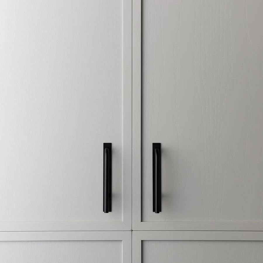 Brera Cabinet Pull and Backplate