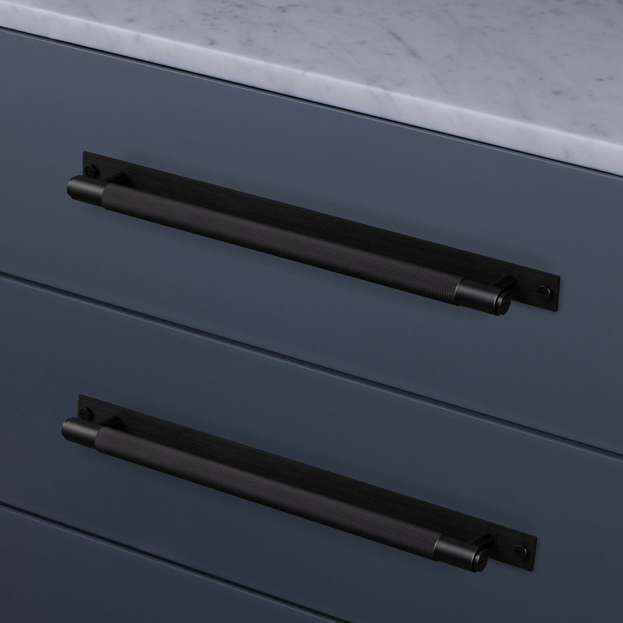 Cross Knurled Bar Cabinet Pull with Plate