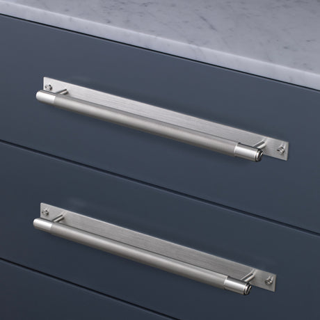 Cross Knurled Bar Cabinet Pull with Plate