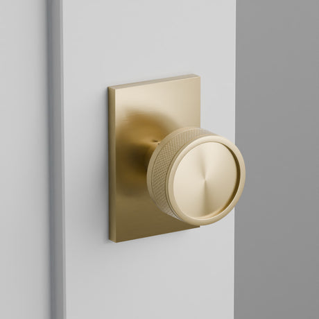 Knurled Door Knob on Modern Rectangular Rosette