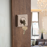 Hollywood Hills Deadbolt