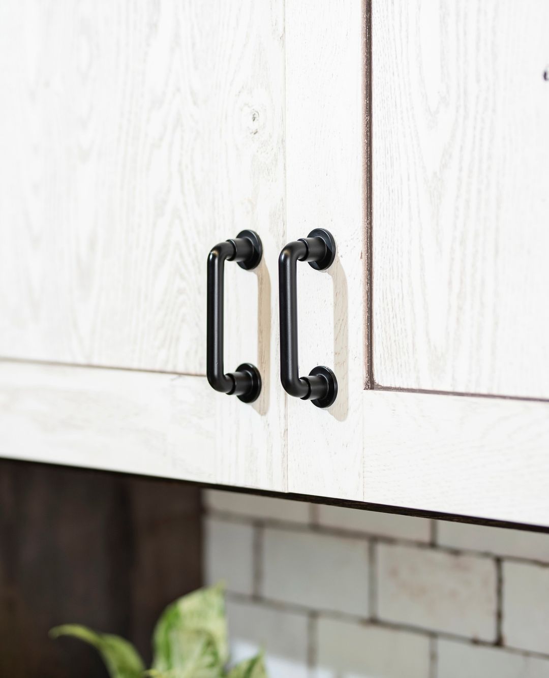 Urbane Cabinet Pull